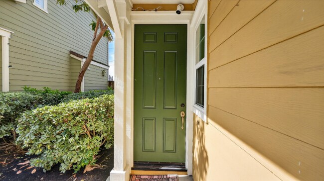 Building Photo - 63 Potters Bend