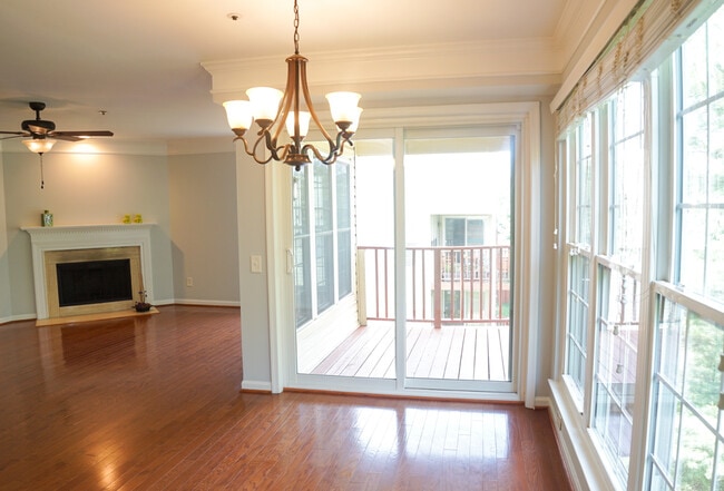 Building Photo - 2816 Emma Lee St Building Photo - 2816 Emma Lee St