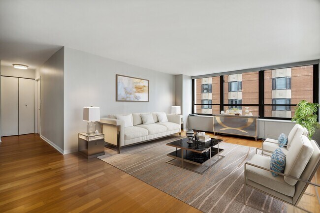 Foto del edificio - 222 E Pearson St
