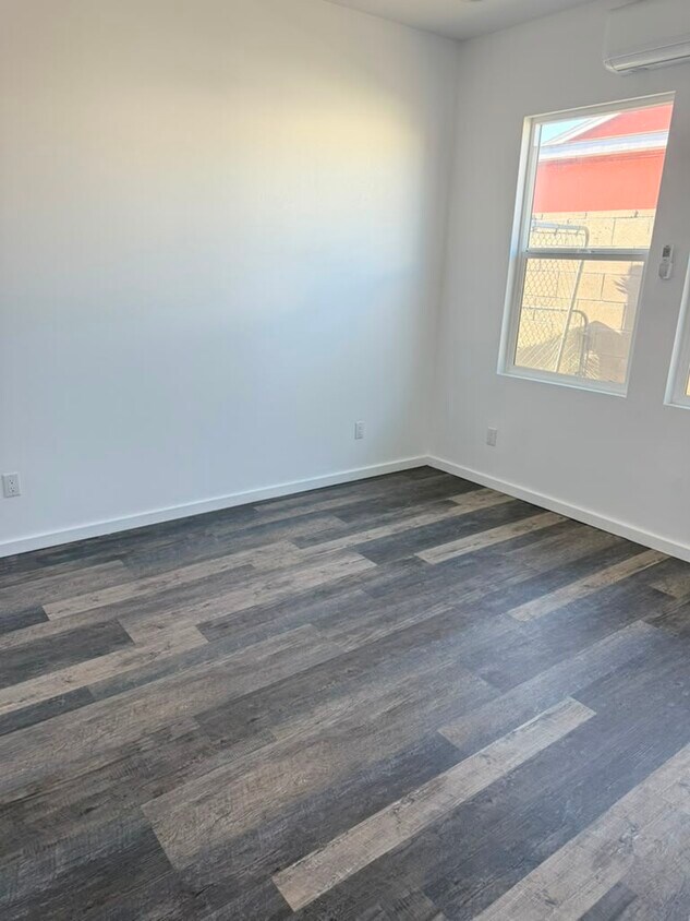 Foto del edificio - 7149 E Gage Ave