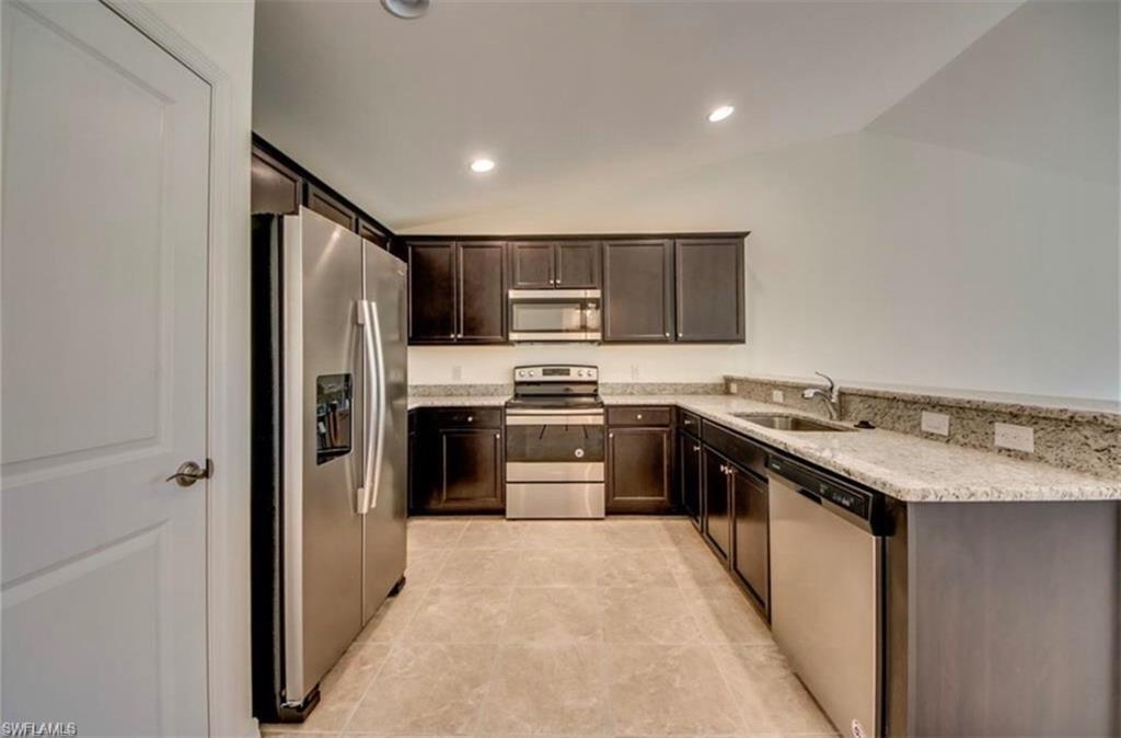 Foto del edificio - 147 SE 12th Terrace