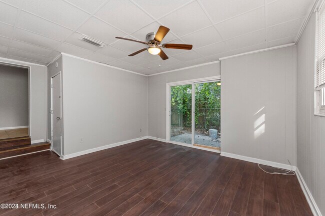 Building Photo - 6171 Cedar Hills Blvd