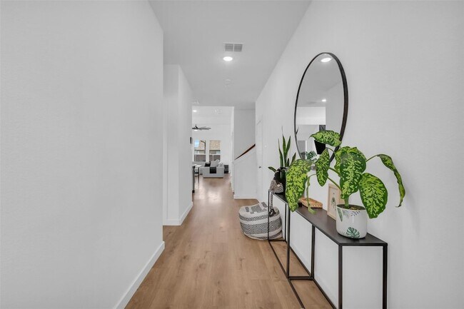 Foto del edificio - 2428 Mankato Dr