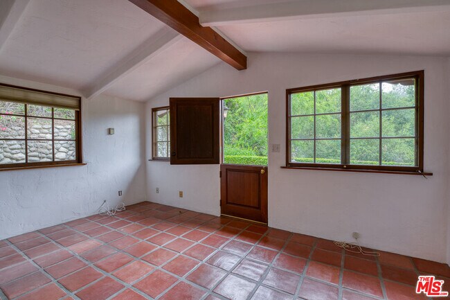 Building Photo - 10427 Quito Ln