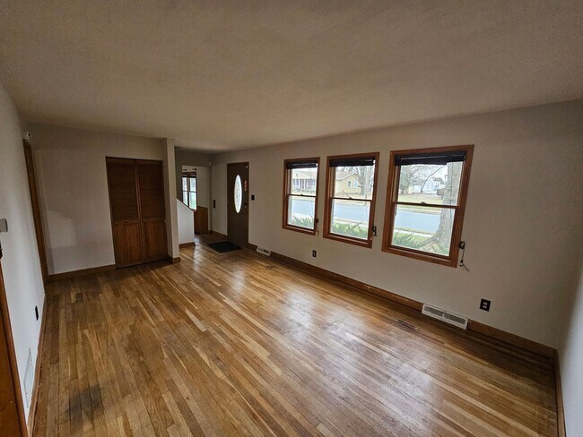 Foto del edificio - 621 William St