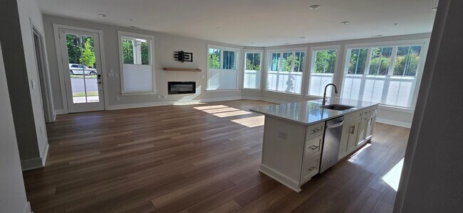 Foto del edificio - 11549 Helmond Way