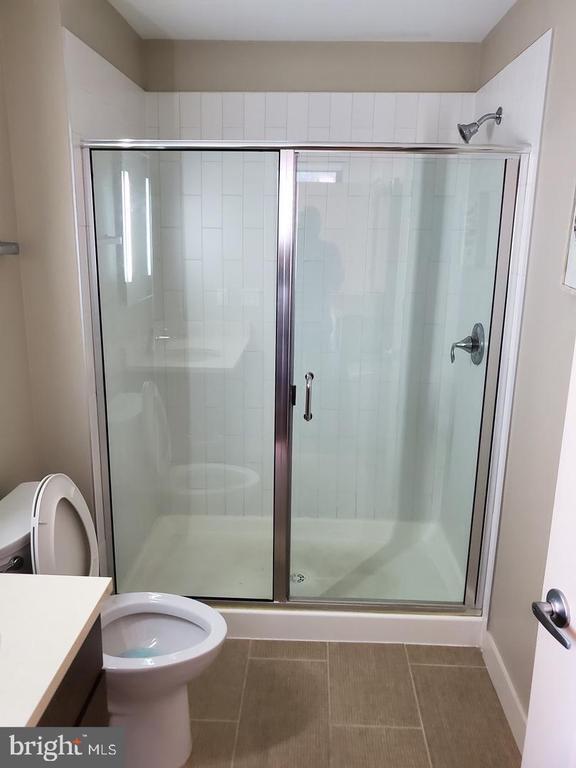 Foto del edificio - 1320 Fenwick Ln