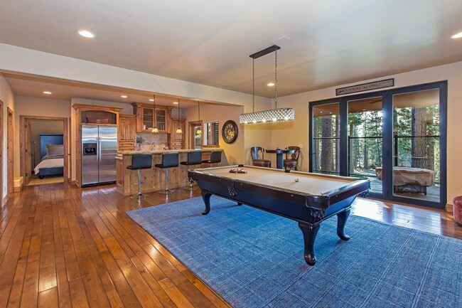 Building Photo - 635 Lariat Cir