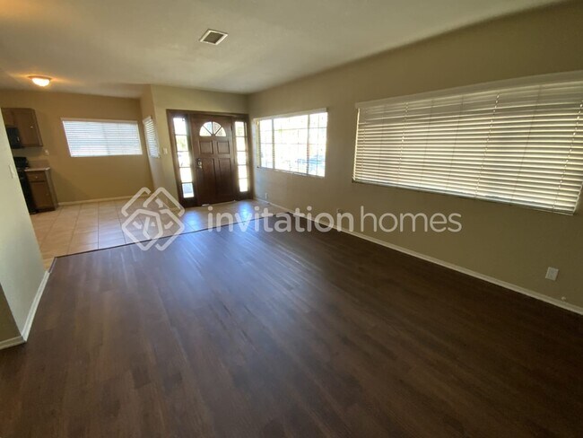 Building Photo - 1257 Bay View Ave