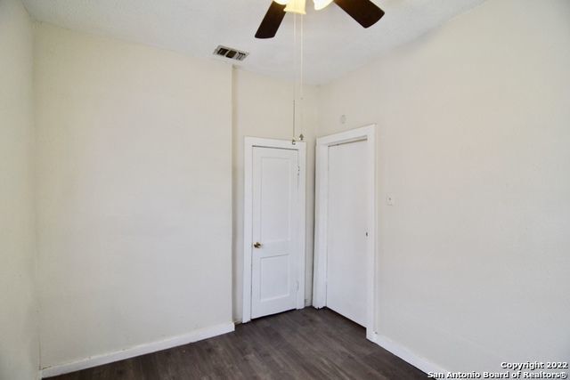 Foto del edificio - 210 PRINCETON AVE