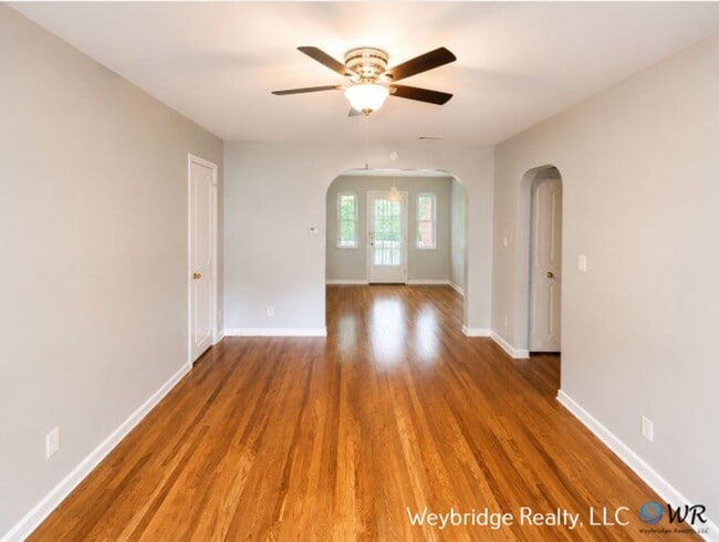 Building Photo - 3518 Hazelwood Ave