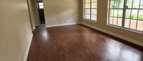 Foto del edificio - 1935 Meadow Ln