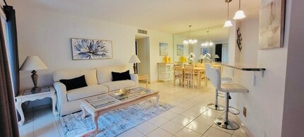 Building Photo - 7527 S Oriole Blvd