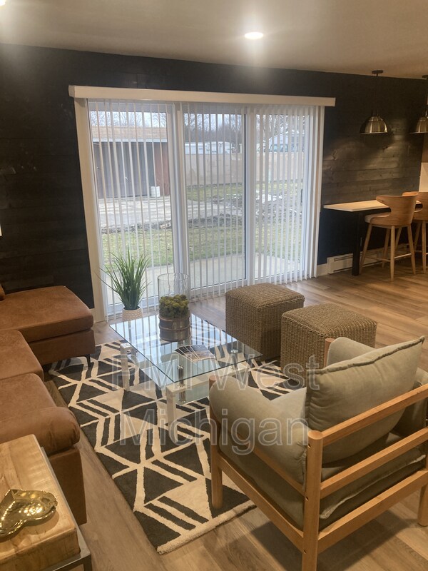 8438 Woodhaven Dr SW, Byron Center, MI 49315 Condo for Rent in Byron