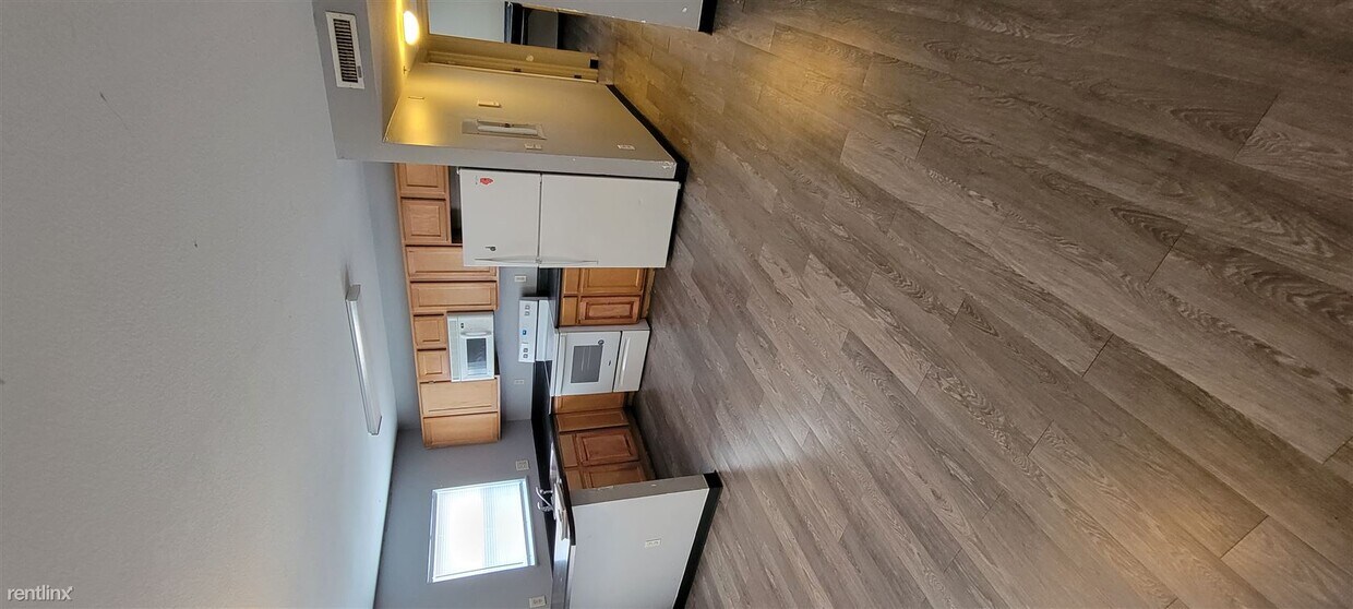 Foto del edificio - 4 br, 2 bath House - Former Pi Kappa Phi H...