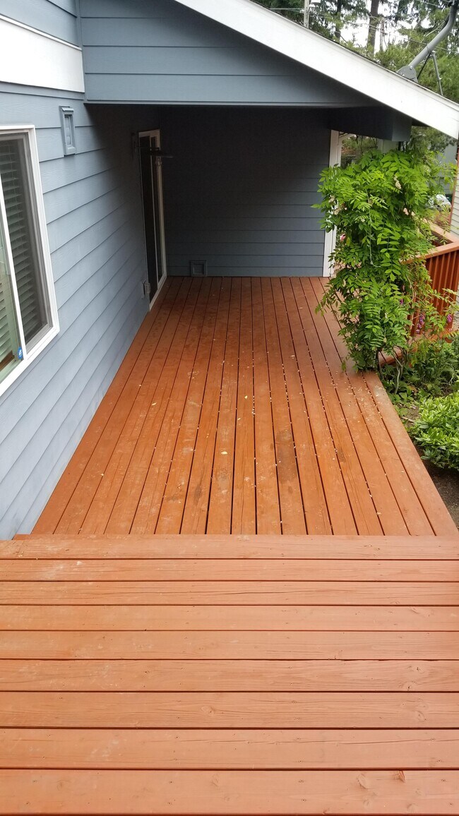 Deck. Kitchen on the left of this photo - 4430 SW Vesta St