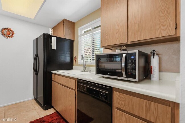 Foto del edificio - 2 br, 2 bath Condo - 40156 Baltusrol Cir # 45