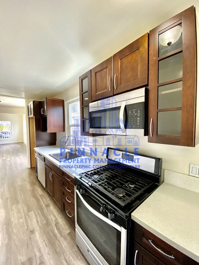 2 Bed 2 Bath Apartment For Rent in Long Beach House Rental in Long
