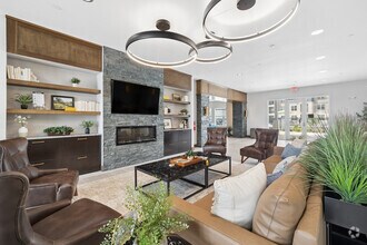 Lobby - Heritage at Cottonwood Creek