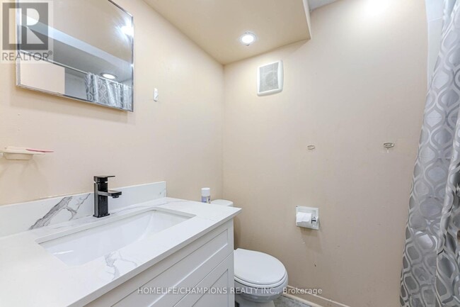 Building Photo - 41 Broadbridge Dr