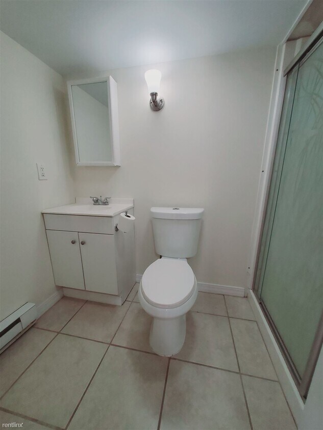 Building Photo - Studio, 1 bath Condo - 30 Center St Unit 1