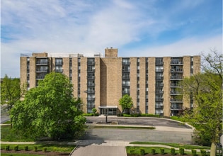 Interior Photo - Executive House
