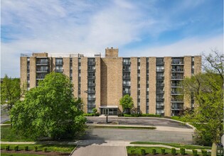 Interior Photo - Executive House