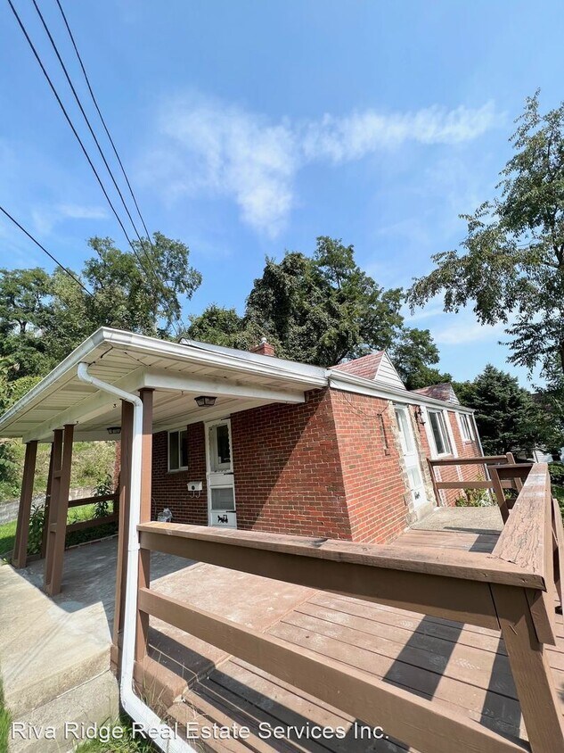3 br, 2 bath House 3816 Hilpert Street House for Rent in Pittsburgh