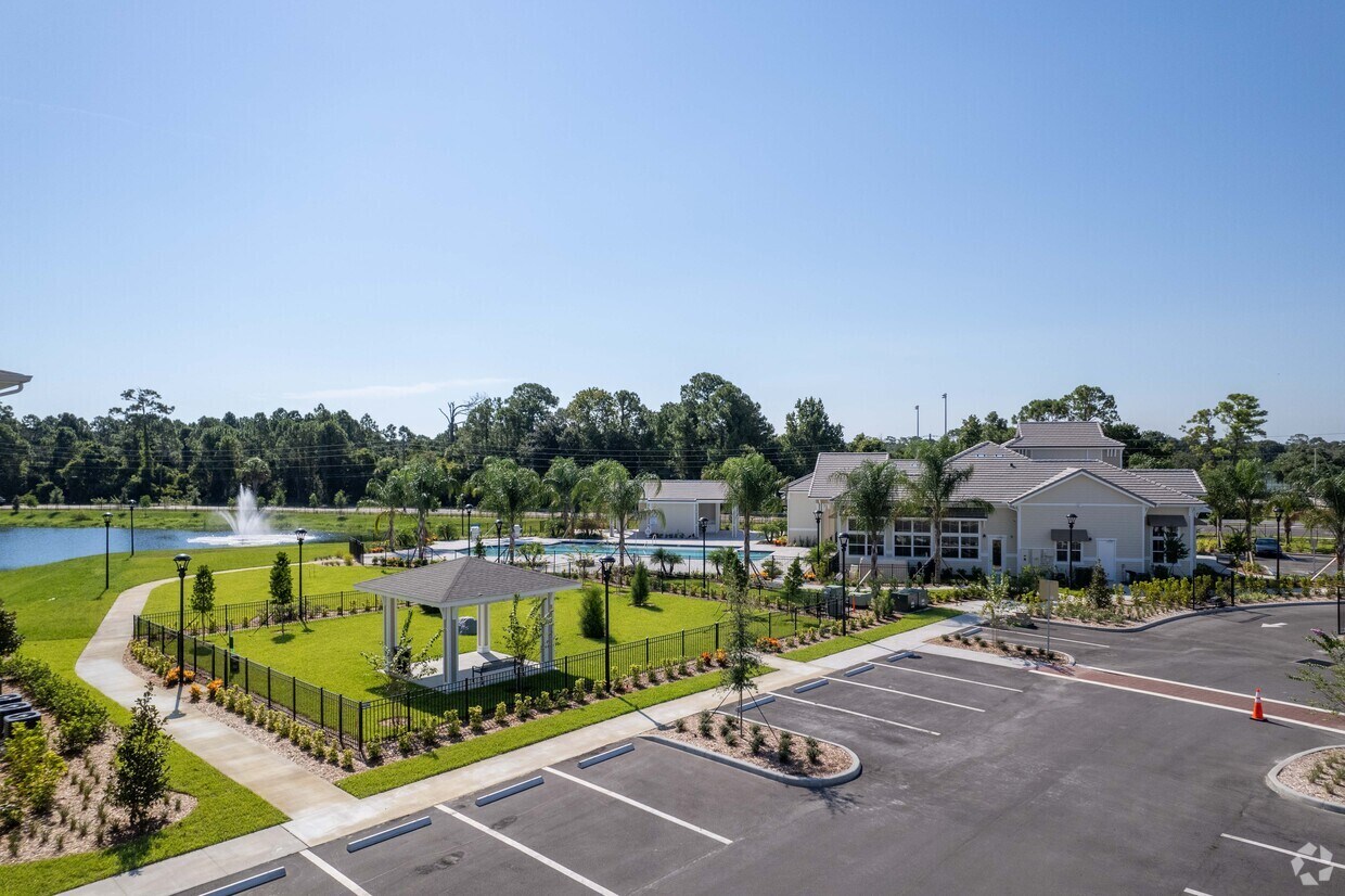 Eden Crystal Lake Apartments 1270 Reed Canal Rd Port Orange, FL