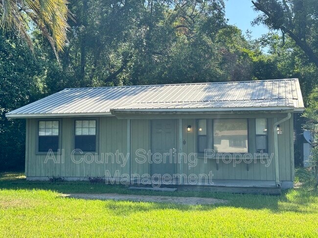 Foto del edificio - 159 SW Elizabeth Ct.