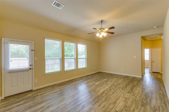 Building Photo - 11817 Mockingbird Ln
