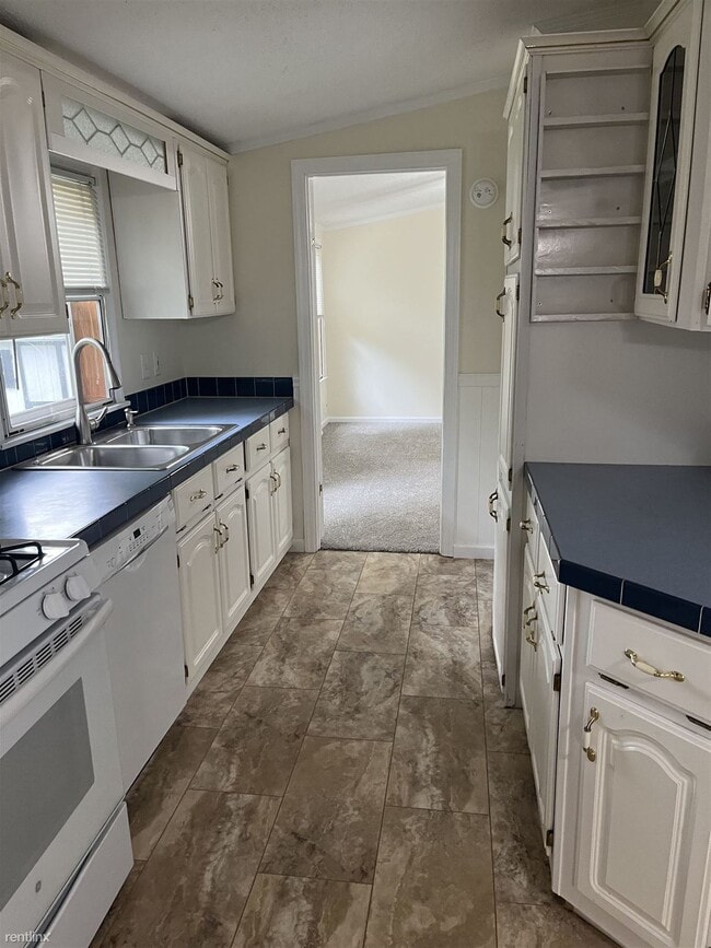 Building Photo - 2 br, 2 bath Mobile Home - 28 Forrest Dr