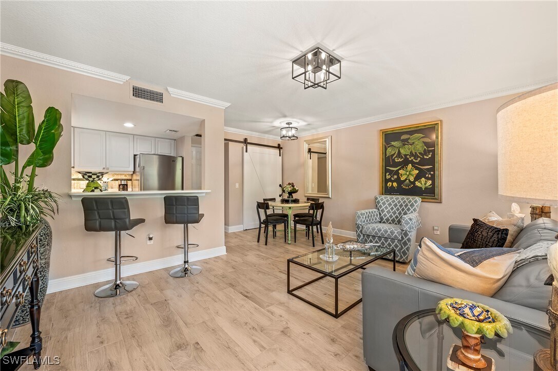 Foto principal - 950 7th Ave S
