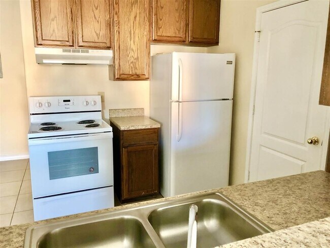Building Photo - 4246 Dorel Dr
