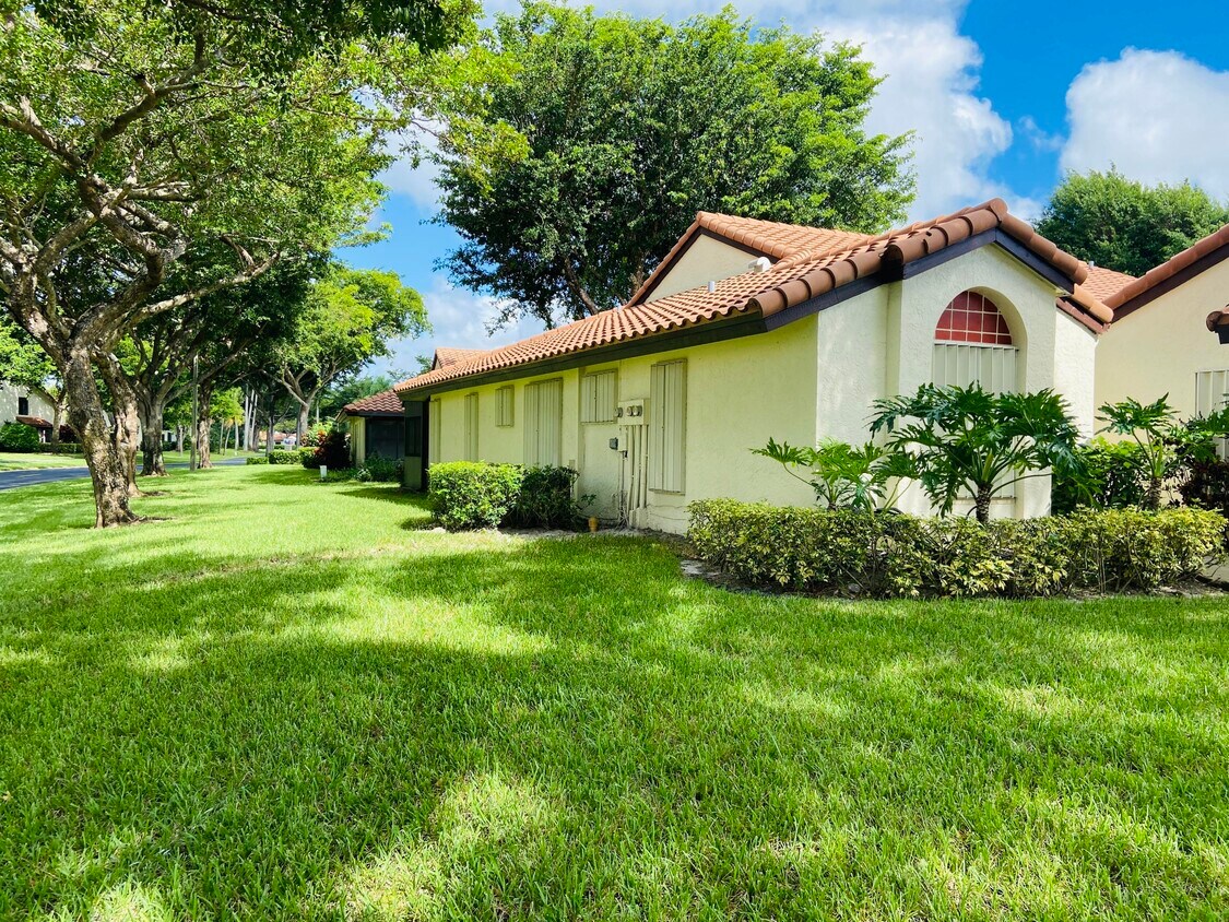 5331 Palmetto Palm Ct, Boynton Beach, FL 33437 House Rental in