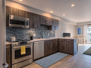 Interior Photo - Avalon Santa Monica on Main