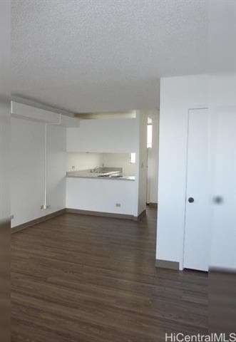 Building Photo - 46-270-270 Kahuhipa St