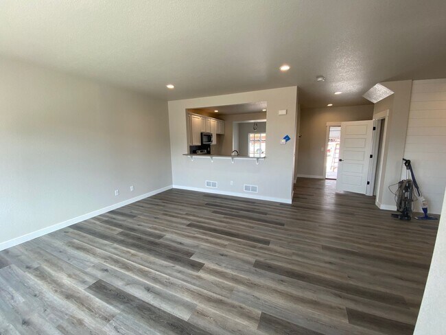 Foto del edificio - Beautiful BRAND NEW townhome in Chimney Park!