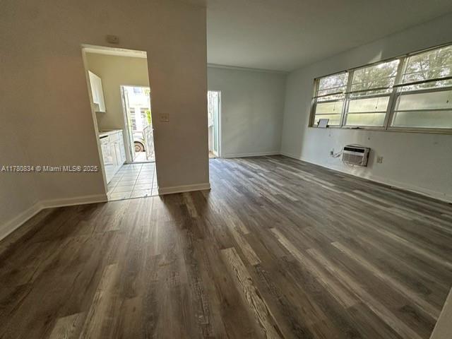 Building Photo - 620 76th St