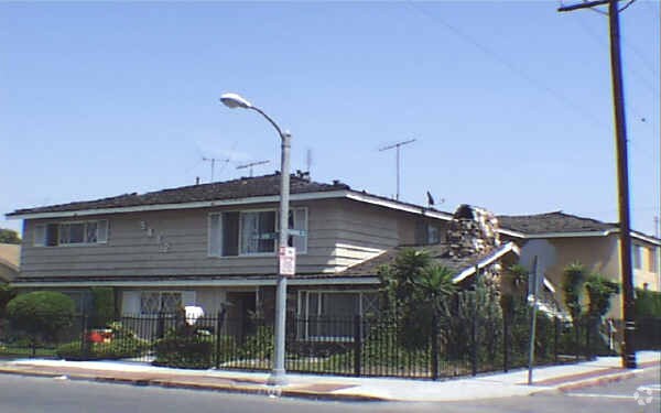 Primary Photo - 4023 Duane Way
