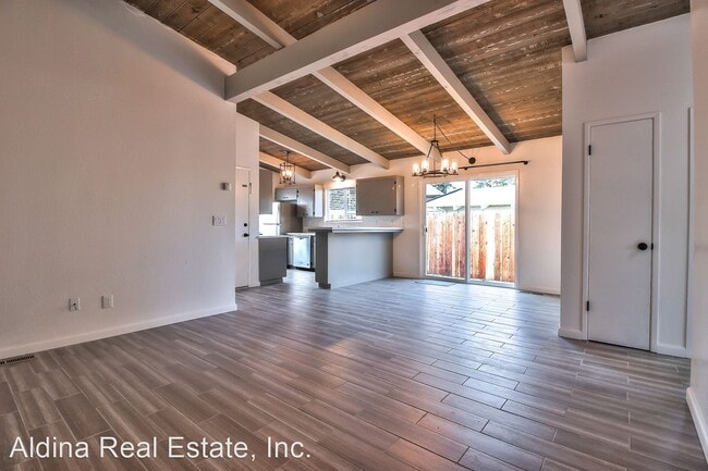 Building Photo - 231 Mar Vista Dr