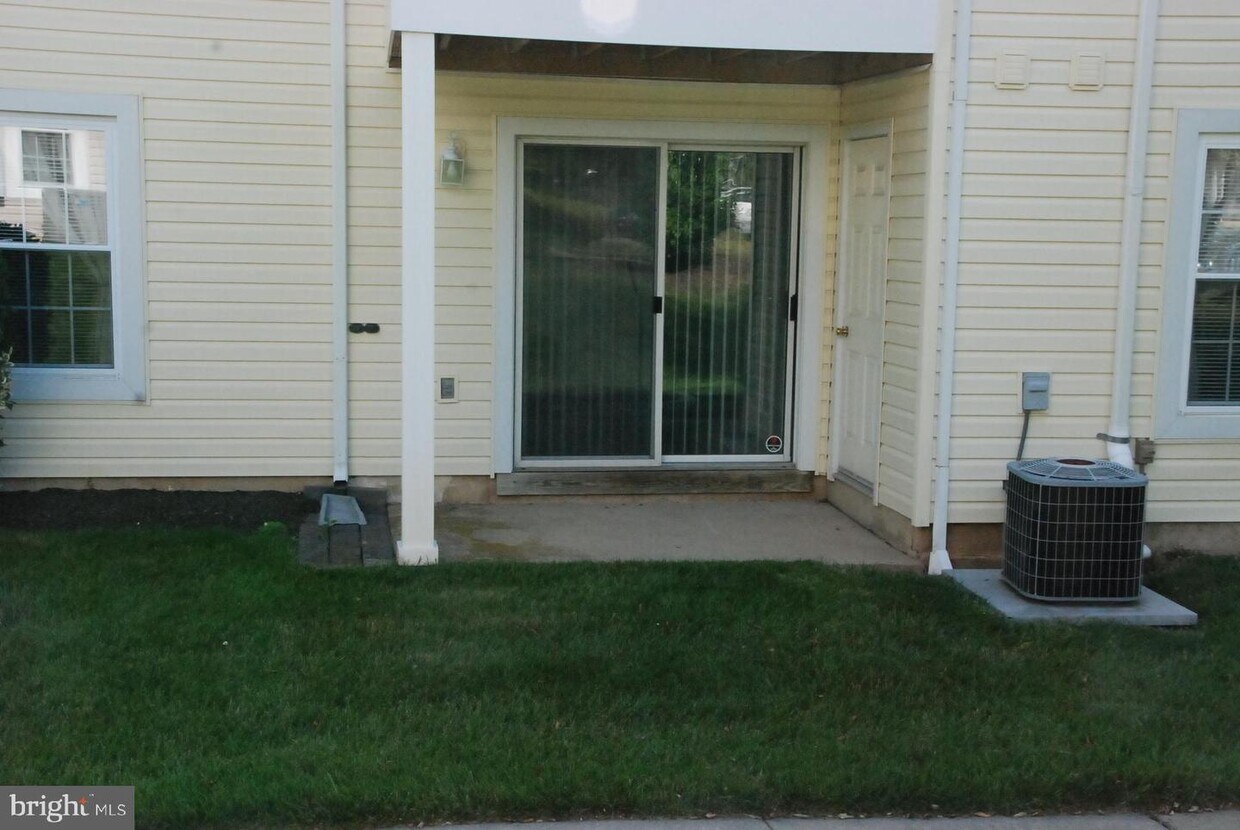 9013 Pl Unit 5, Southampton, PA 18966 Condo for Rent in