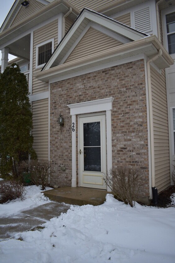 Primary Photo - 2250 Aurora Dr