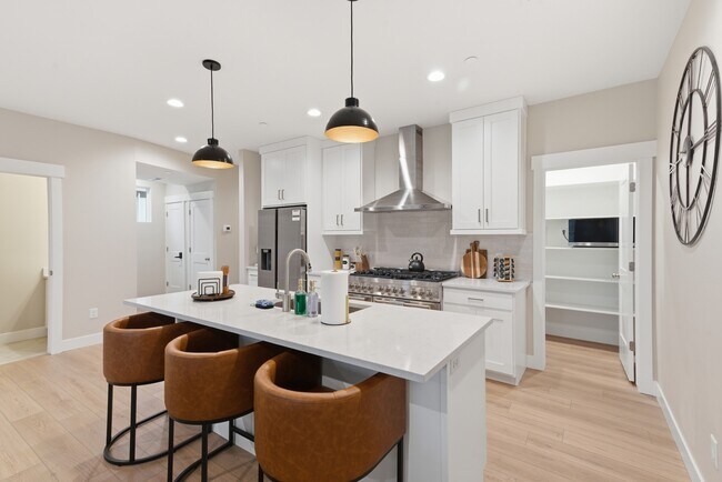 Foto del edificio - 1562 E 3900 S