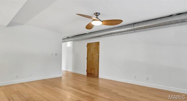 Building Photo - 4220 McPherson Ave