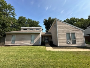 Building Photo - 6022 Harvest Moon Cove