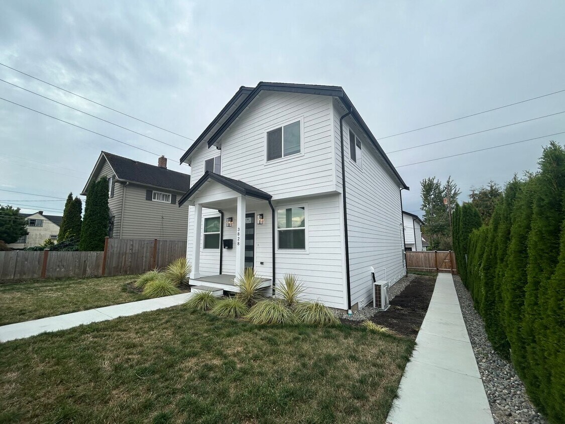 Foto del edificio - Gorgeous House in a Family-Friendly neighb...