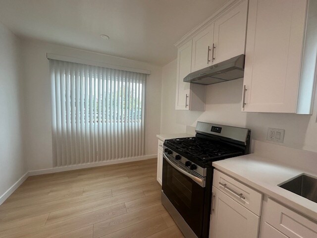 Foto del edificio - 1157-1161 N Hobart Blvd