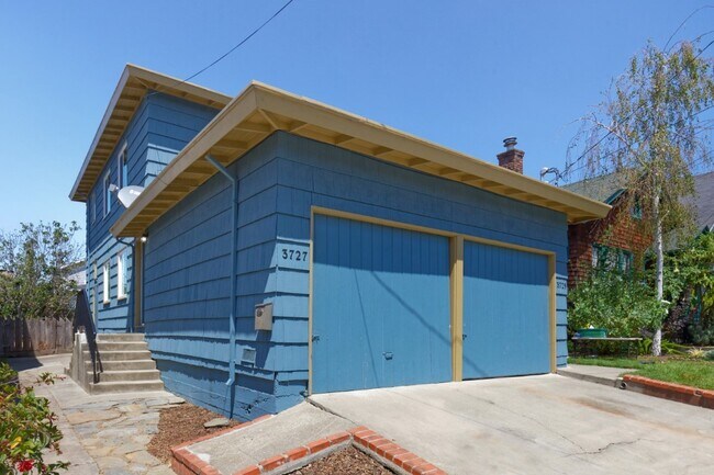 Building Photo - 3727 Randolph Ave