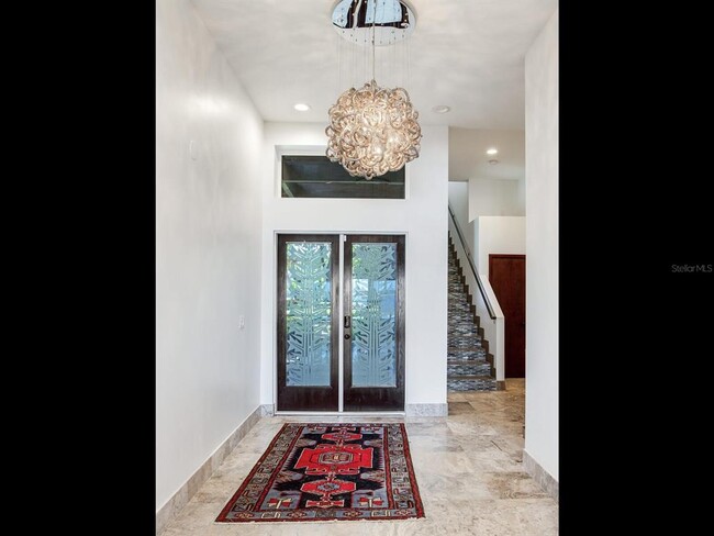 Building Photo - 214 Blanca Ave